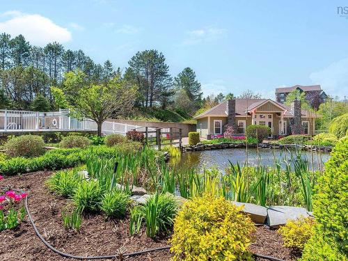 802 99 Waterfront Drive, Bedford, NS - Outdoor