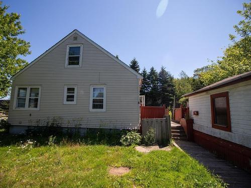 6 Harris Road, Dartmouth, NS - Outdoor With Exterior