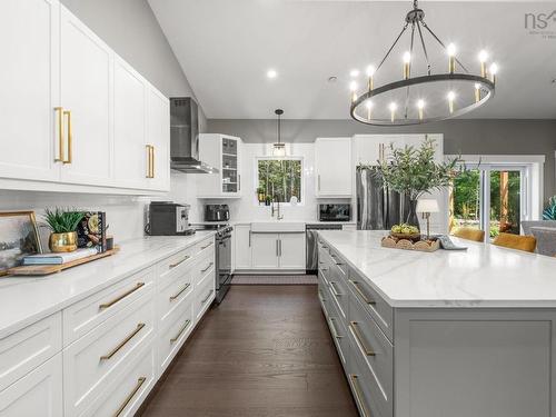 33 Rockcliffe Drive, Enfield, NS - Indoor Photo Showing Kitchen With Upgraded Kitchen
