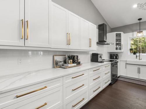 33 Rockcliffe Drive, Enfield, NS - Indoor Photo Showing Kitchen With Upgraded Kitchen