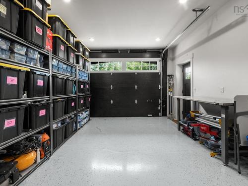 33 Rockcliffe Drive, Enfield, NS - Indoor Photo Showing Garage