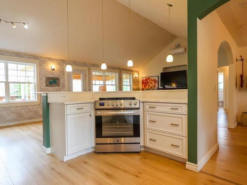 223 366 Highway, Tyndal Road, NS - Indoor Photo Showing Kitchen