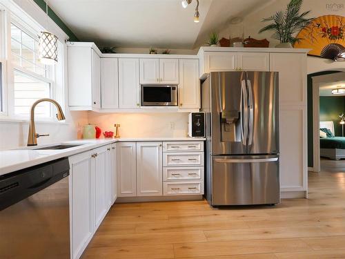 223 366 Highway, Tyndal Road, NS - Indoor Photo Showing Kitchen With Upgraded Kitchen