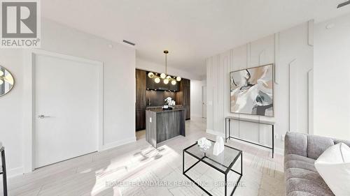 1314 - 35 Mercer Street, Toronto, ON - Indoor Photo Showing Living Room