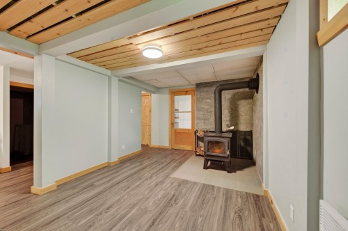 Salle familiale - 1680 Rue Bert, Prévost, QC - Indoor Photo Showing Other Room