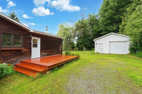 Garage - 61 Ch. Charron, L'Ange-Gardien, QC - Outdoor