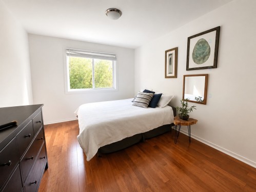 Bedroom - 3-1678 Rue Grand Trunk, Montréal (Le Sud-Ouest), QC - Indoor Photo Showing Bedroom