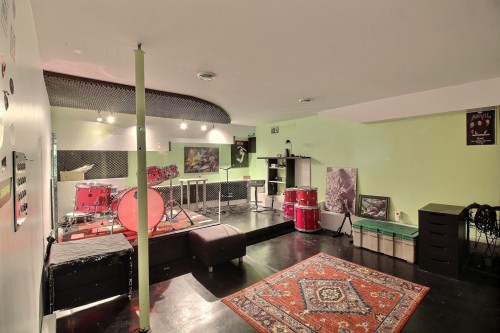 Salle familiale - 550 Rue Gilbert, Saint-Denis-De-Brompton, QC - Indoor