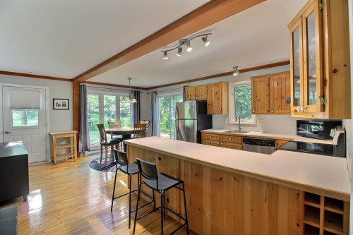 Cuisine - 550 Rue Gilbert, Saint-Denis-De-Brompton, QC - Indoor Photo Showing Kitchen With Double Sink