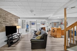 Family Room - 