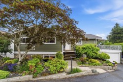 2820 Cosgrove Cres Nanaimo, BC V9S 3P6