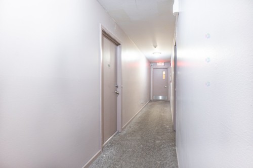Corridor - 306-10705 Av. Vianney, Montréal (Ahuntsic-Cartierville), QC - Indoor Photo Showing Other Room