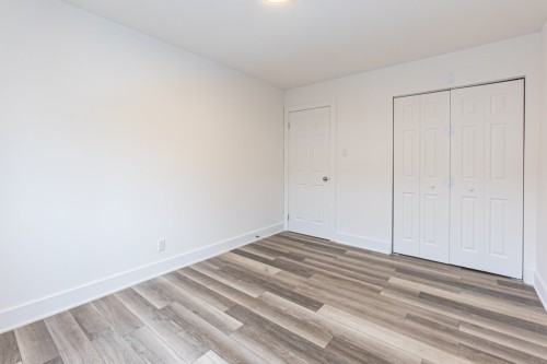 Chambre à coucher - 306-10705 Av. Vianney, Montréal (Ahuntsic-Cartierville), QC - Indoor Photo Showing Other Room