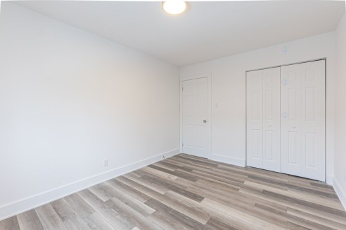 Chambre à coucher - 306-10705 Av. Vianney, Montréal (Ahuntsic-Cartierville), QC - Indoor Photo Showing Other Room