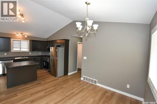 106 Geary Crescent, Saskatoon, SK - Indoor Photo Showing Kitchen With Double Sink