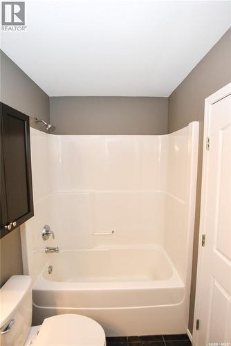 106 Geary Crescent, Saskatoon, SK - Indoor Photo Showing Bathroom