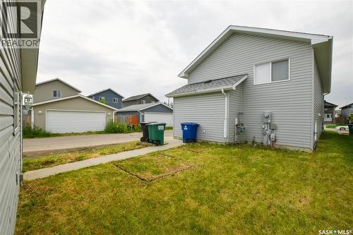 106 Geary Crescent, Saskatoon, SK - Outdoor With Exterior