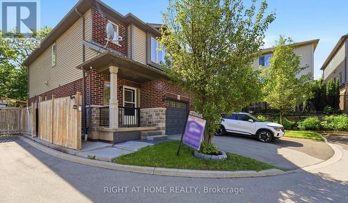 32 Rolling Lane, Hamilton, ON - Outdoor