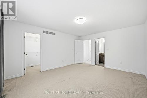 32 Rolling Lane, Hamilton, ON - Indoor Photo Showing Other Room