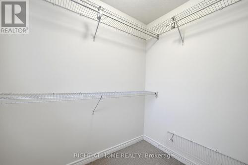 32 Rolling Lane, Hamilton, ON - Indoor With Storage