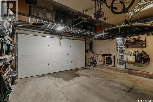 400 Stone Terrace, Martensville, SK - Indoor Photo Showing Garage