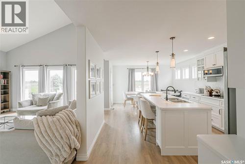 400 Stone Terrace, Martensville, SK - Indoor Photo Showing Kitchen With Double Sink With Upgraded Kitchen
