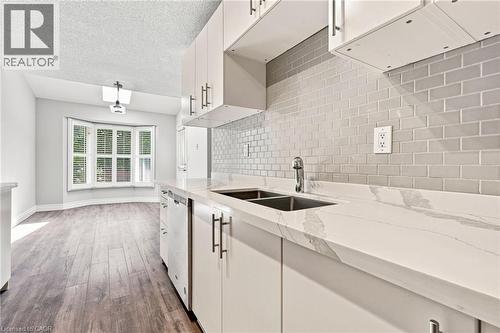 1 Perthshire Court, Hamilton, ON - Indoor Photo Showing Kitchen With Double Sink With Upgraded Kitchen