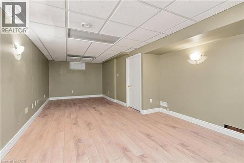 1 Perthshire Court, Hamilton, ON - Indoor Photo Showing Other Room