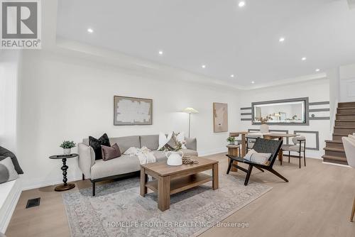 61 Sundial Crescent, Toronto, ON - Indoor Photo Showing Living Room