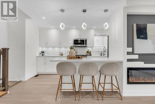 61 Sundial Crescent, Toronto, ON - Indoor Photo Showing Kitchen With Upgraded Kitchen