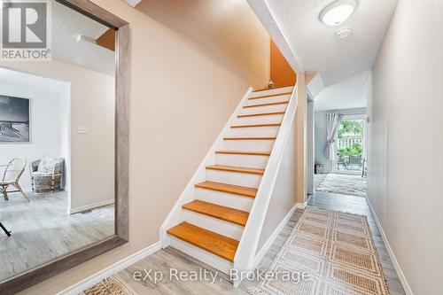 16 - 383 Edinburgh Road S, Guelph (Dovercliffe Park/Old University), ON 