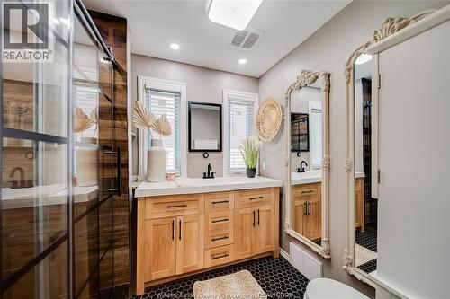 485 Prince, Windsor, ON - Indoor Photo Showing Bathroom