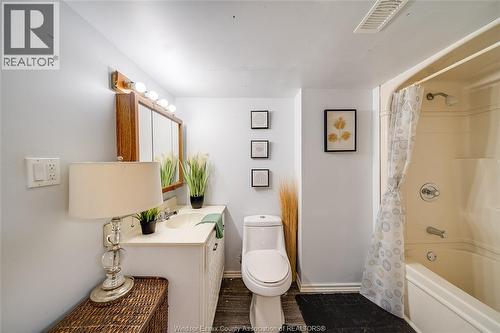 485 Prince, Windsor, ON - Indoor Photo Showing Bathroom