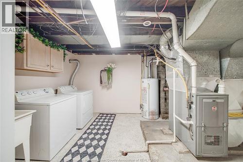 485 Prince, Windsor, ON - Indoor Photo Showing Laundry Room