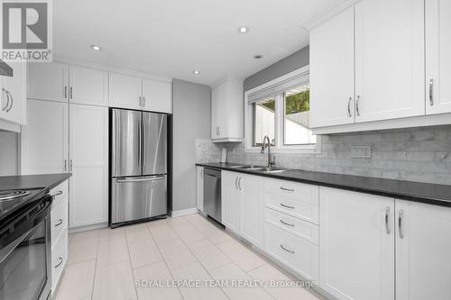 2349 Edwin Crescent, Ottawa, ON - Indoor Photo Showing Kitchen With Double Sink