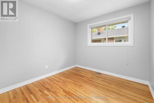 2349 Edwin Crescent, Ottawa, ON - Indoor Photo Showing Other Room