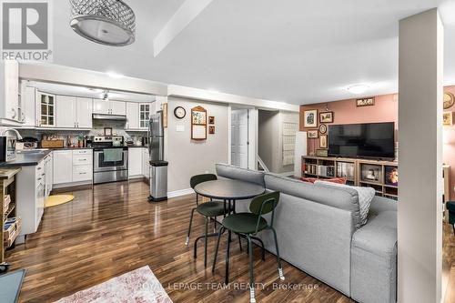 2349 Edwin Crescent, Ottawa, ON - Indoor