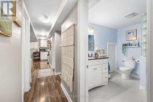 2349 Edwin Crescent, Ottawa, ON - Indoor Photo Showing Bathroom