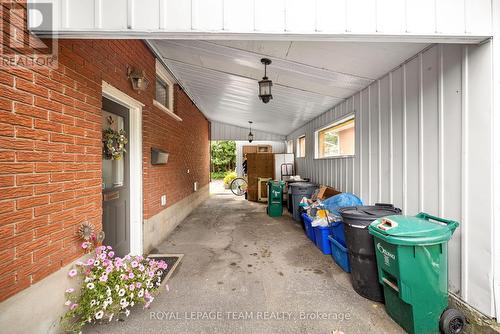 2349 Edwin Crescent, Ottawa, ON -  With Exterior
