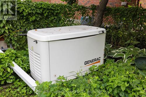 2349 Edwin Crescent, Ottawa, ON - Outdoor