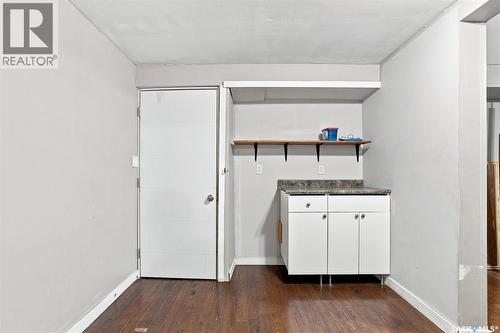 1539 B Avenue N, Saskatoon, SK - Indoor Photo Showing Other Room