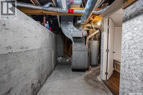 1539 B Avenue N, Saskatoon, SK - Indoor Photo Showing Basement