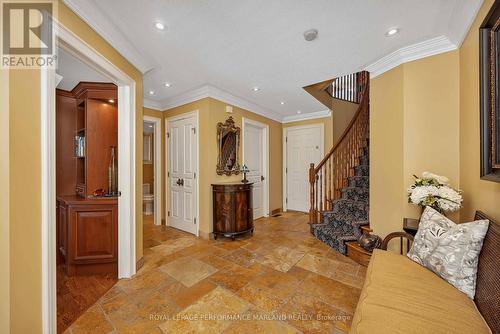 69 Echo Drive, Ottawa, ON - Indoor