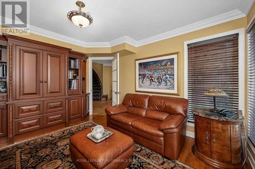 69 Echo Drive, Ottawa, ON - Indoor Photo Showing Living Room