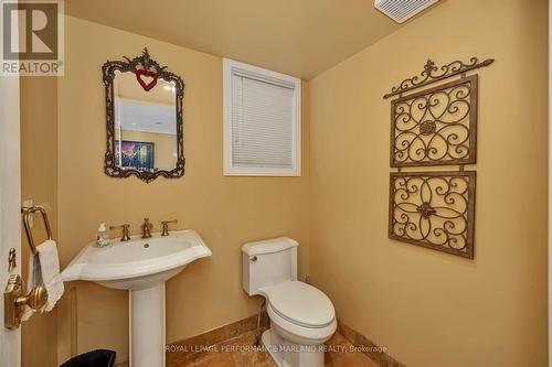 69 Echo Drive, Ottawa, ON - Indoor Photo Showing Bathroom