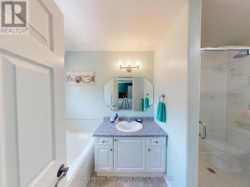 Primary ensuite - 75 Milligan Drive, Tyendinaga (Tyendinaga Township), ON - Indoor Photo Showing Bathroom