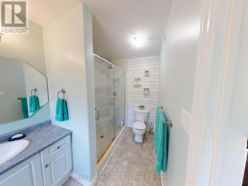 Primary ensuite - 75 Milligan Drive, Tyendinaga (Tyendinaga Township), ON - Indoor Photo Showing Bathroom