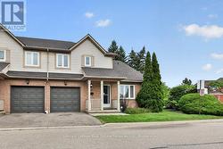 152 - 5910 GREENSBORO DRIVE  Mississauga (Central Erin Mills), ON L5M 5Z6