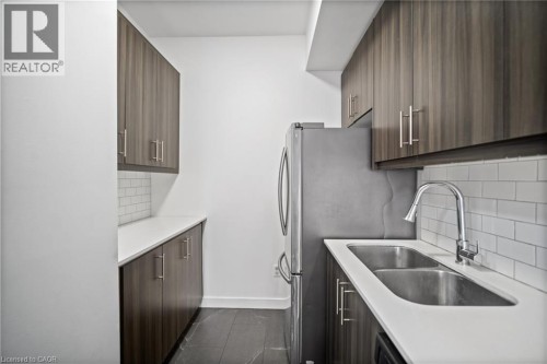2059 Weston Road Unit# 40, Toronto, ON - Indoor Photo Showing Kitchen With Double Sink