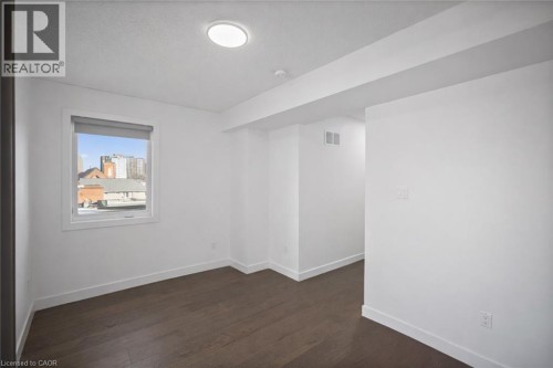 2059 Weston Road Unit# 40, Toronto, ON - Indoor Photo Showing Other Room